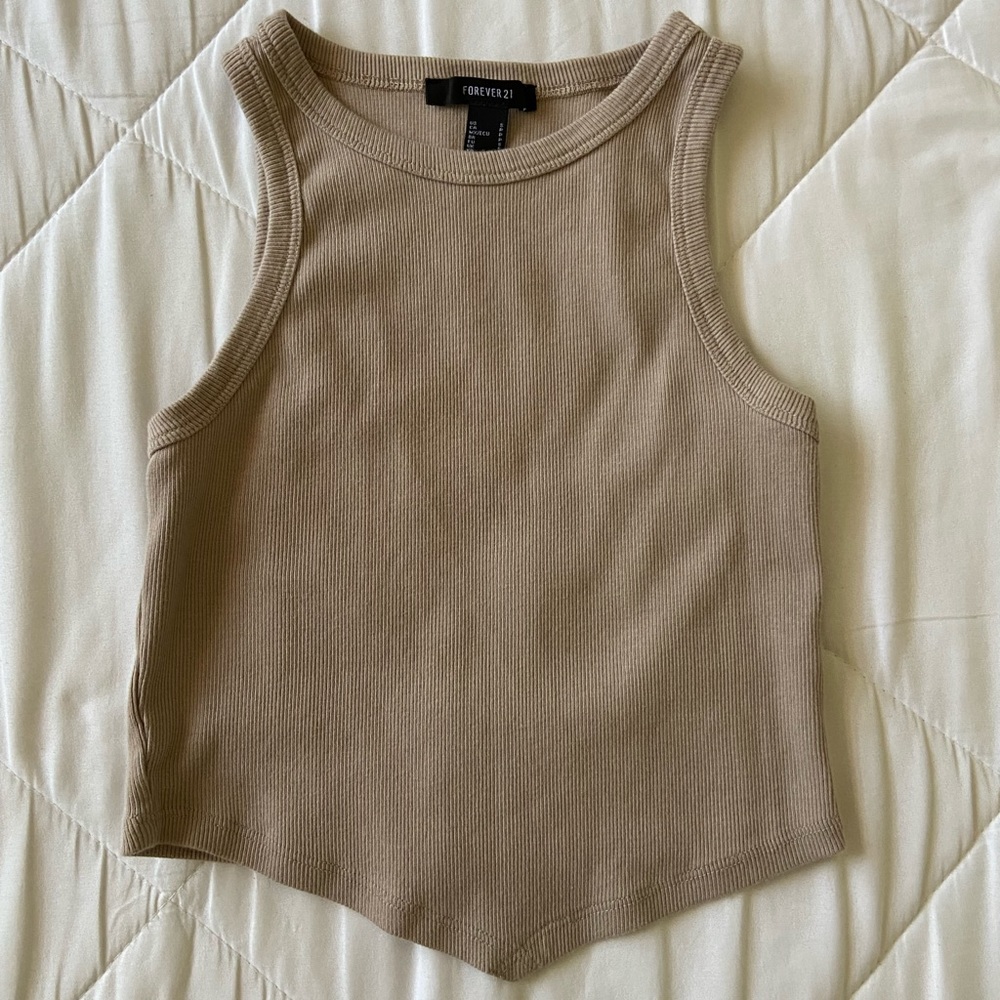 Forever 21 ribbed triangled crop top